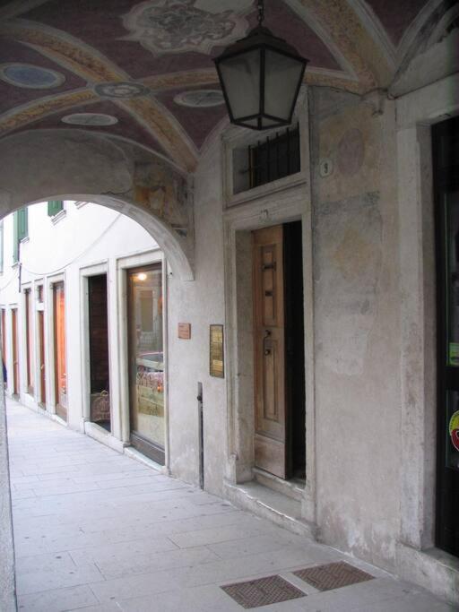 Loft Overlooking The Old Town . Feltre Eksteriør billede