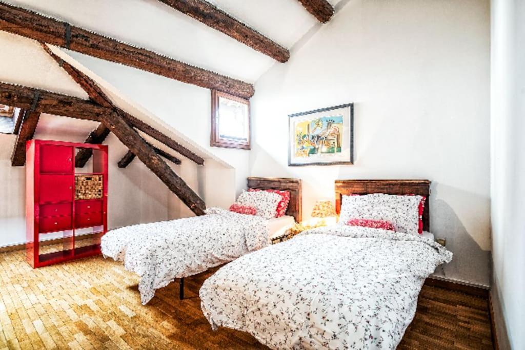 Loft Overlooking The Old Town . Feltre Eksteriør billede