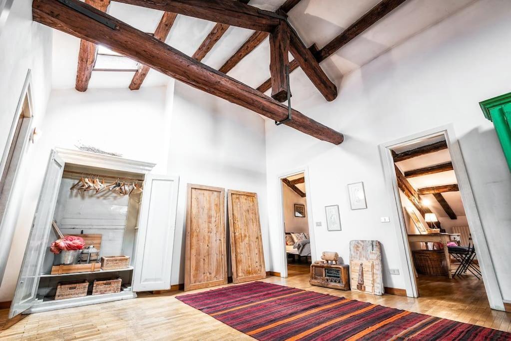 Loft Overlooking The Old Town . Feltre Eksteriør billede
